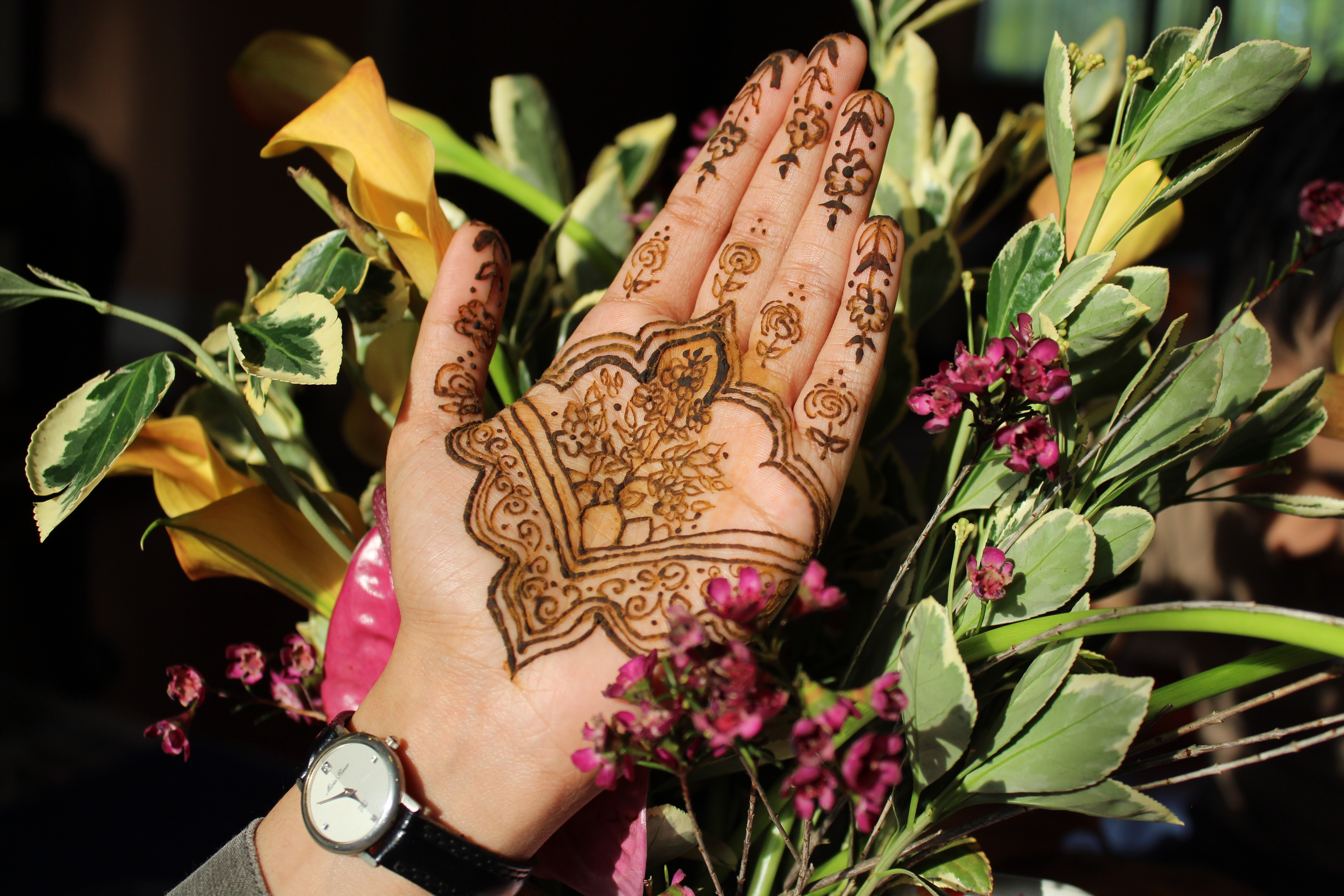 Full hand henna design example
