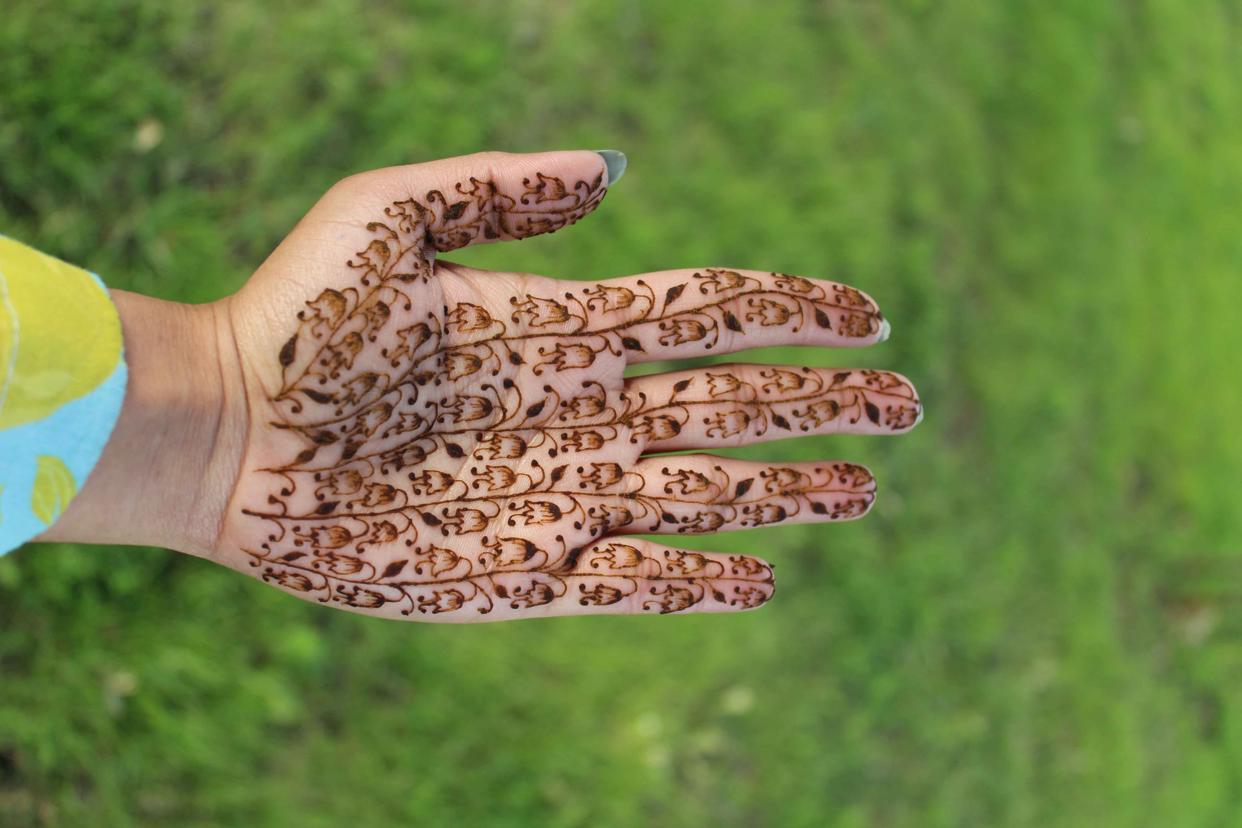 Henna design 5